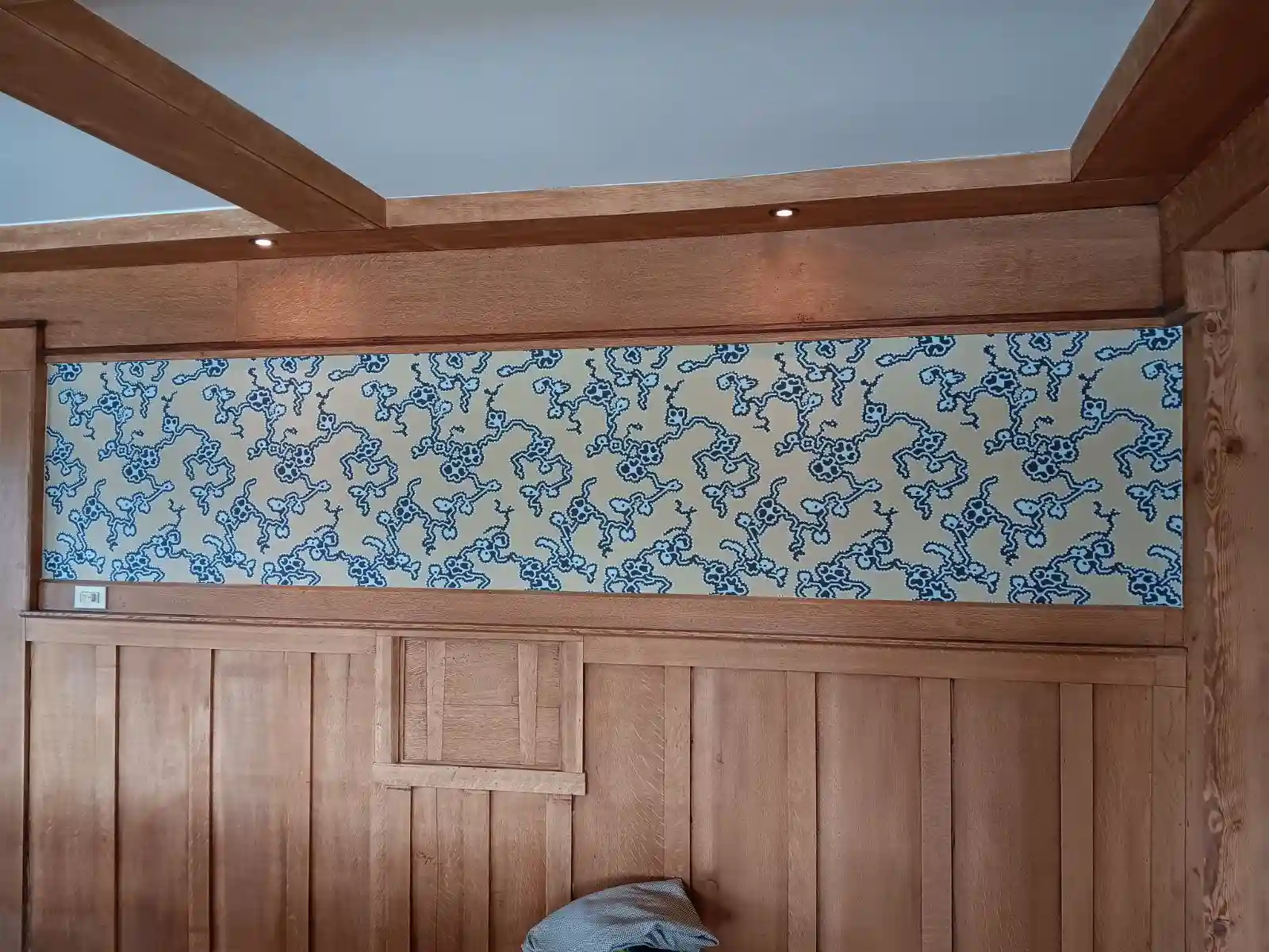 Elite Wallpaper Installers — luxury wallpaper installation in a Denver living room